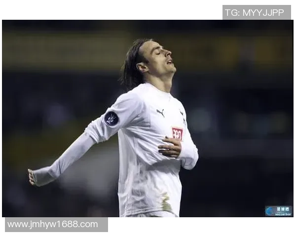 天下足球公认最帅十大球星盘点颜值与实力兼备的绿茵男神 天下足球公认最帅十大球星盘点颜值与实力兼备的绿茵男神