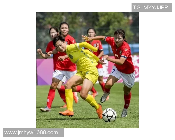 法国十几岁女足新星崭露头角 成为世界足球舞台的未来之星