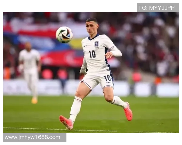 菲尔福登闪耀绿茵场英超豪门中场新核崛起